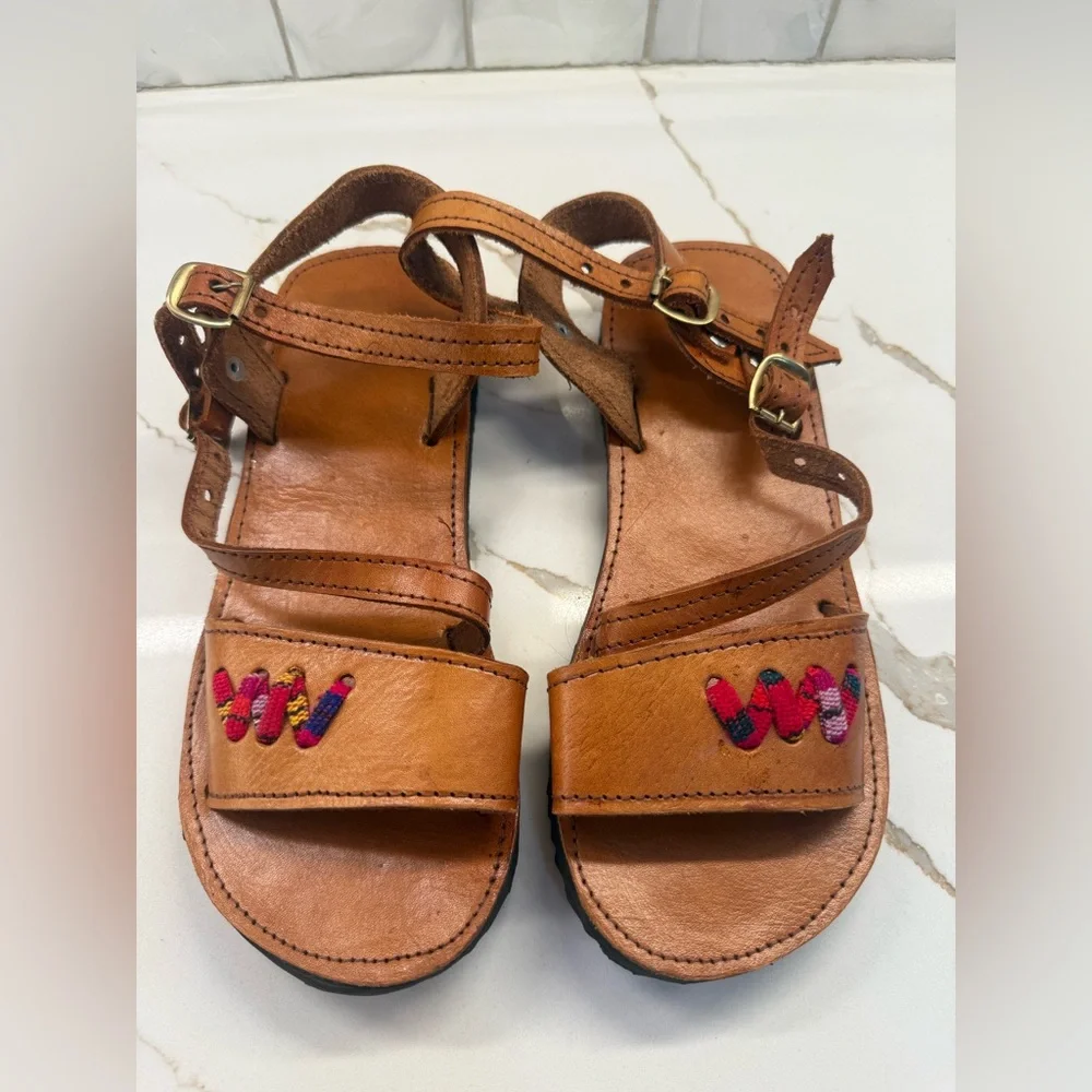 Embroidered Tan Leather Sandals‎